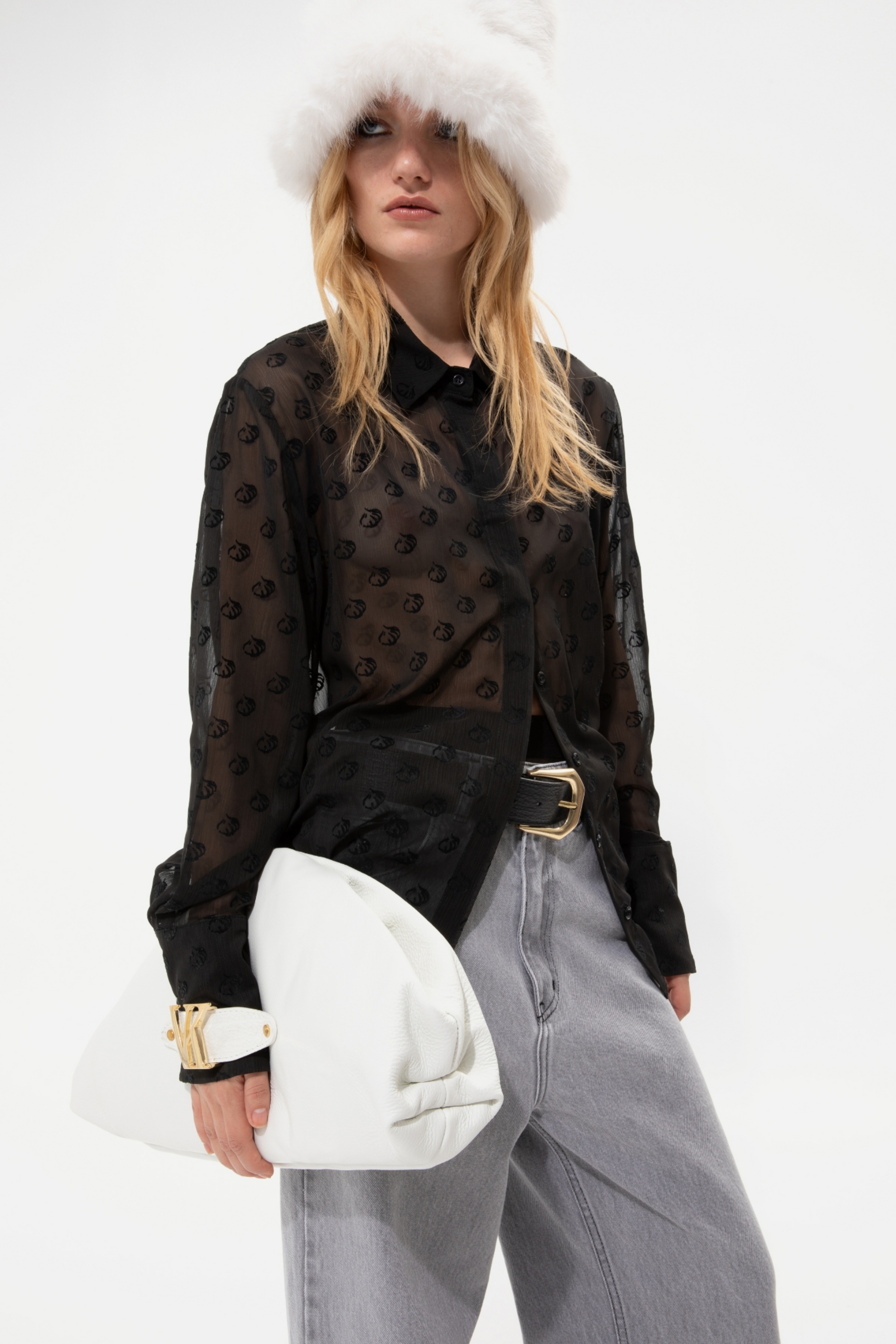 Picture of Black Shirt With Charm Garlic Print