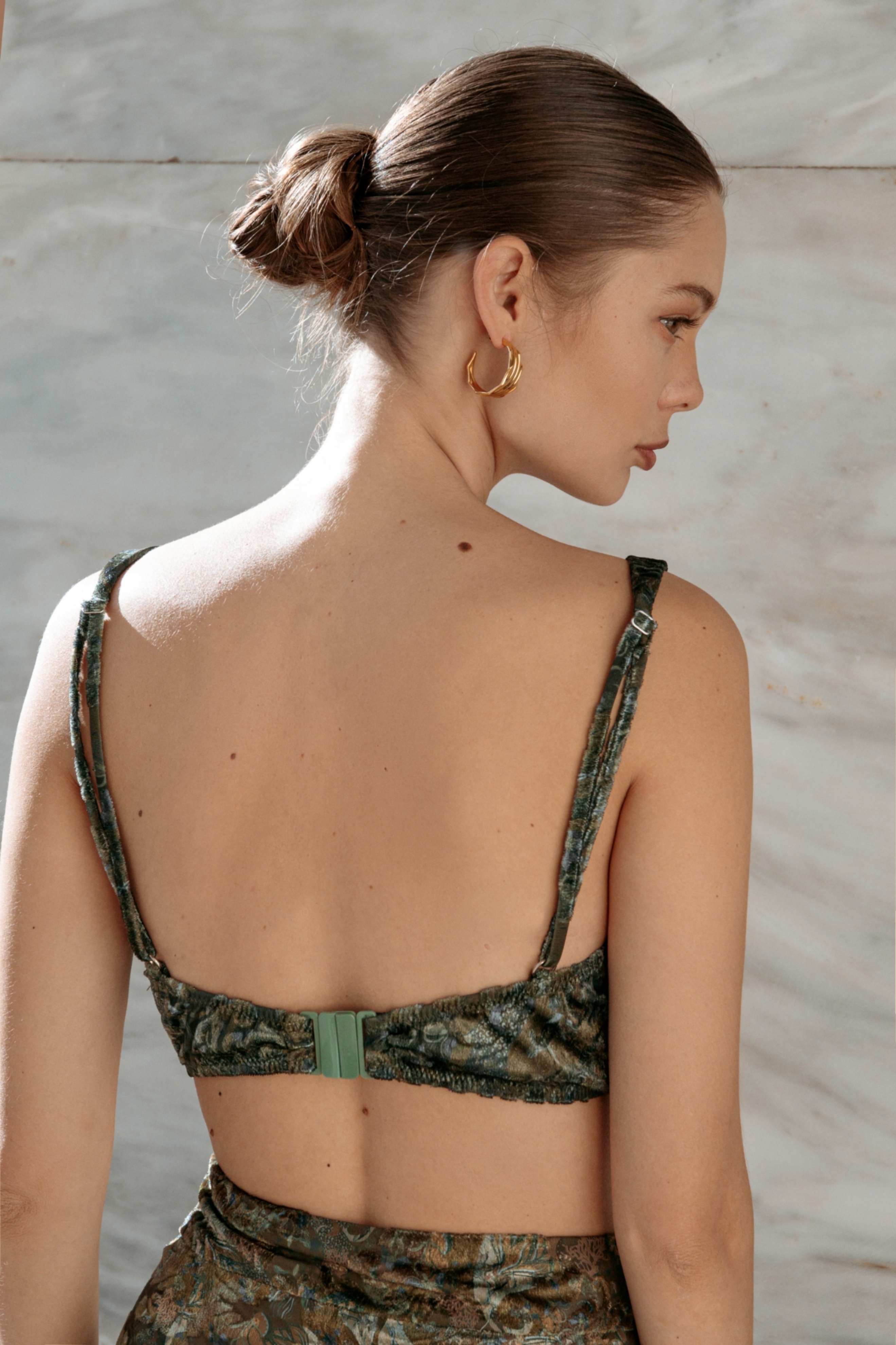 Picture of ROBIN GREEN VELVET TOP