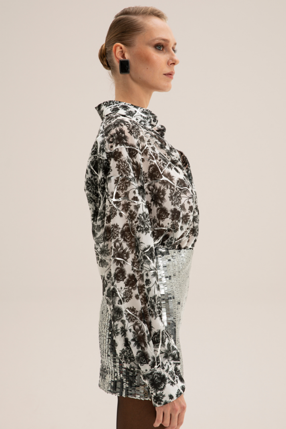 Picture of Silver Crackle One Size Shirt