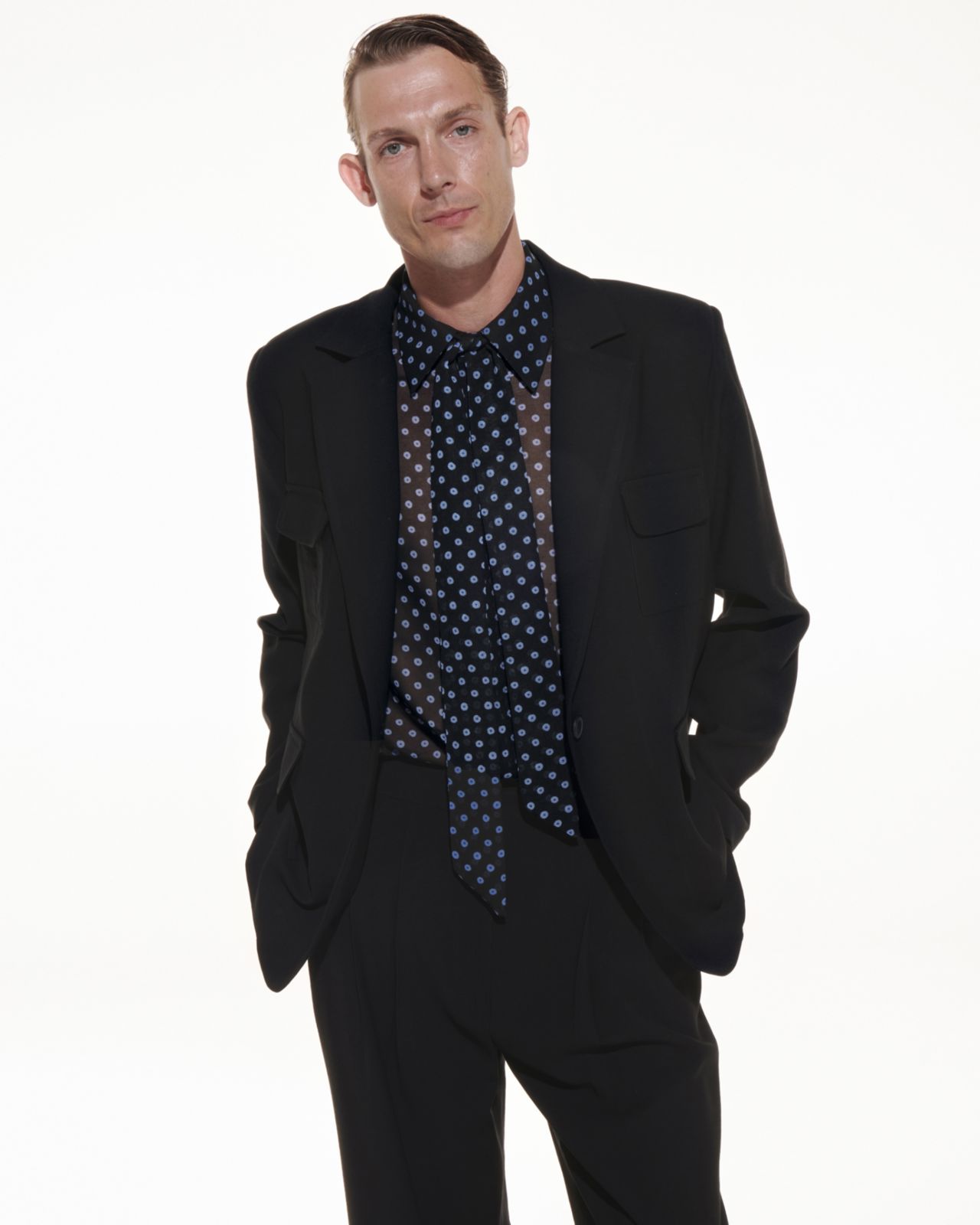 Picture of Black Blazer