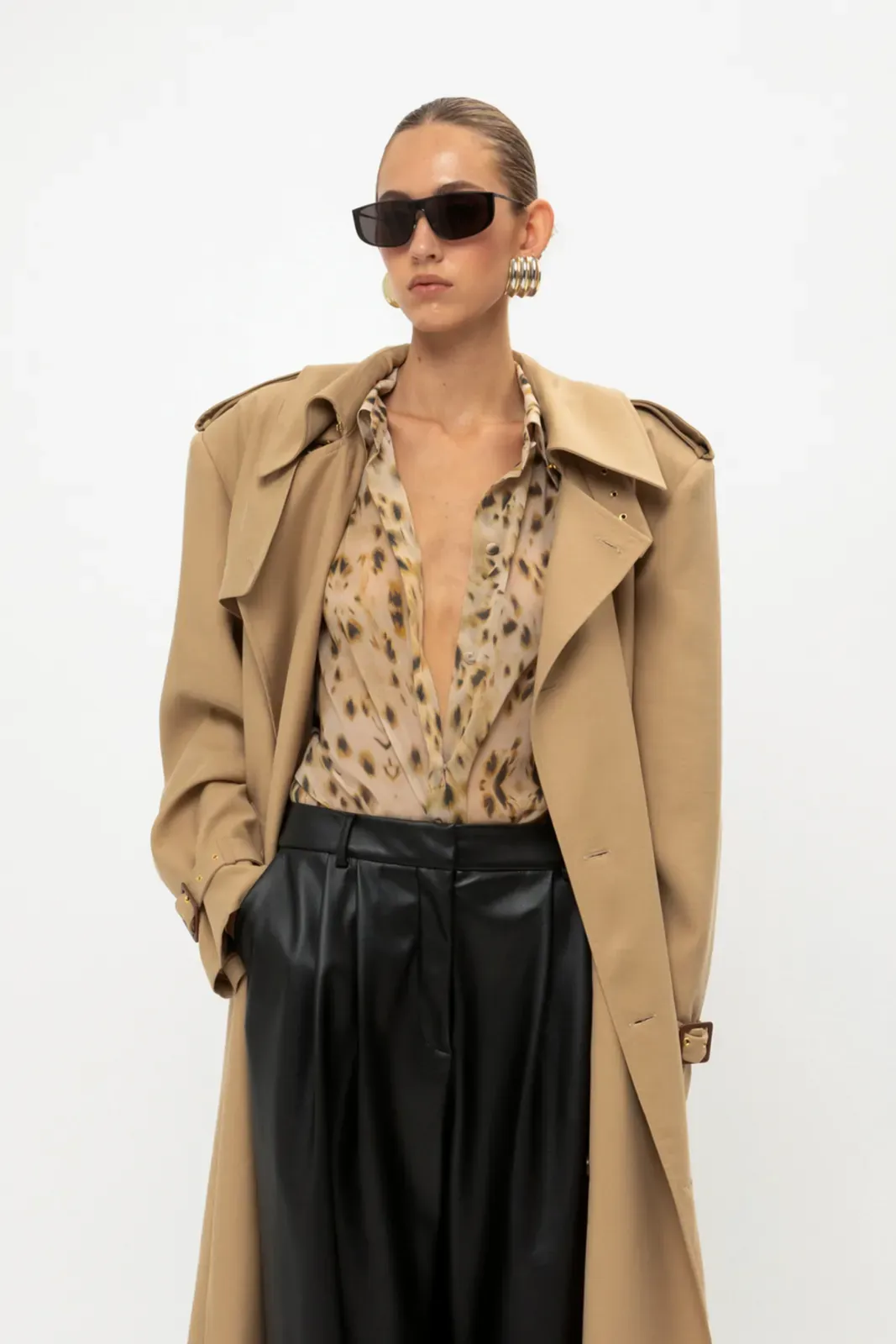 Picture of  BEIGE TRENCH COAT