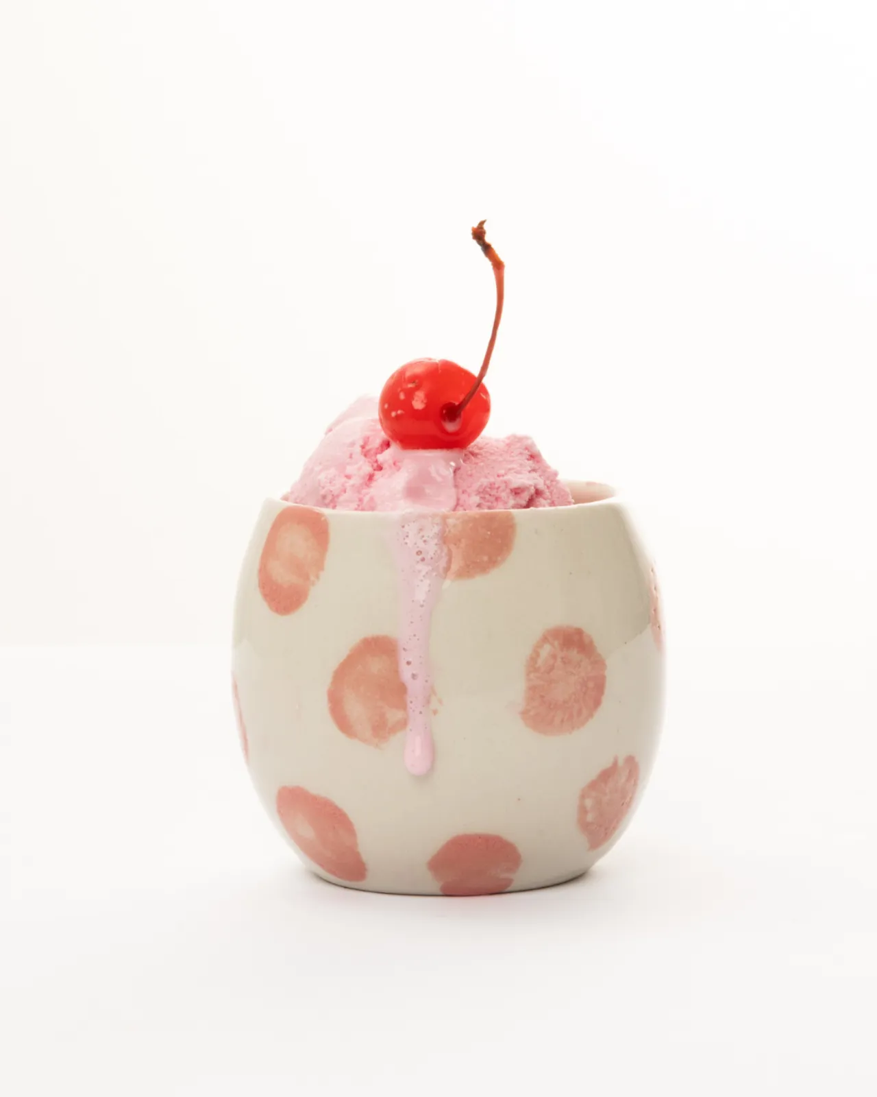 Picture of Pink Rouge Dots Mug