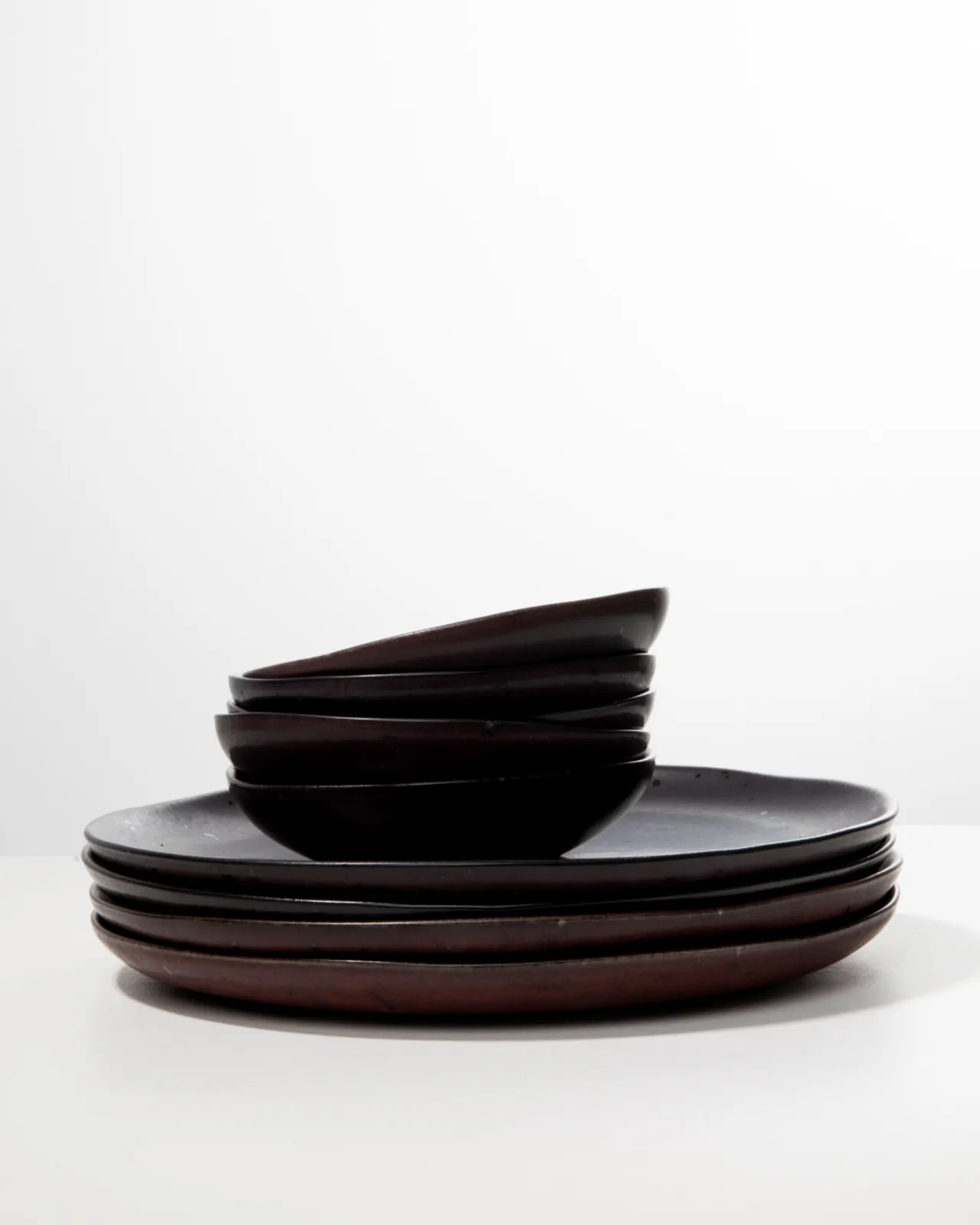 Picture of Black Cherry Dinner Plate