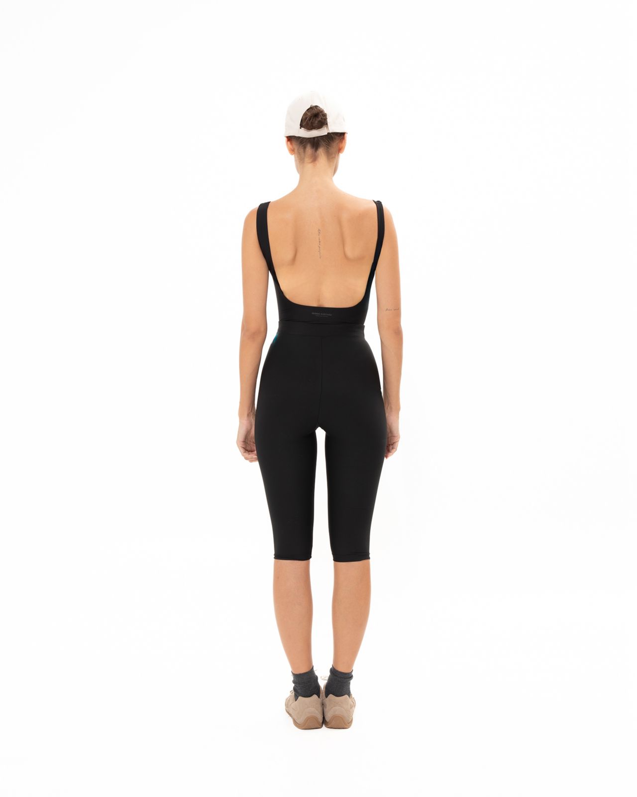 Picture of BLACK ACTIVE CAPRI PANTS