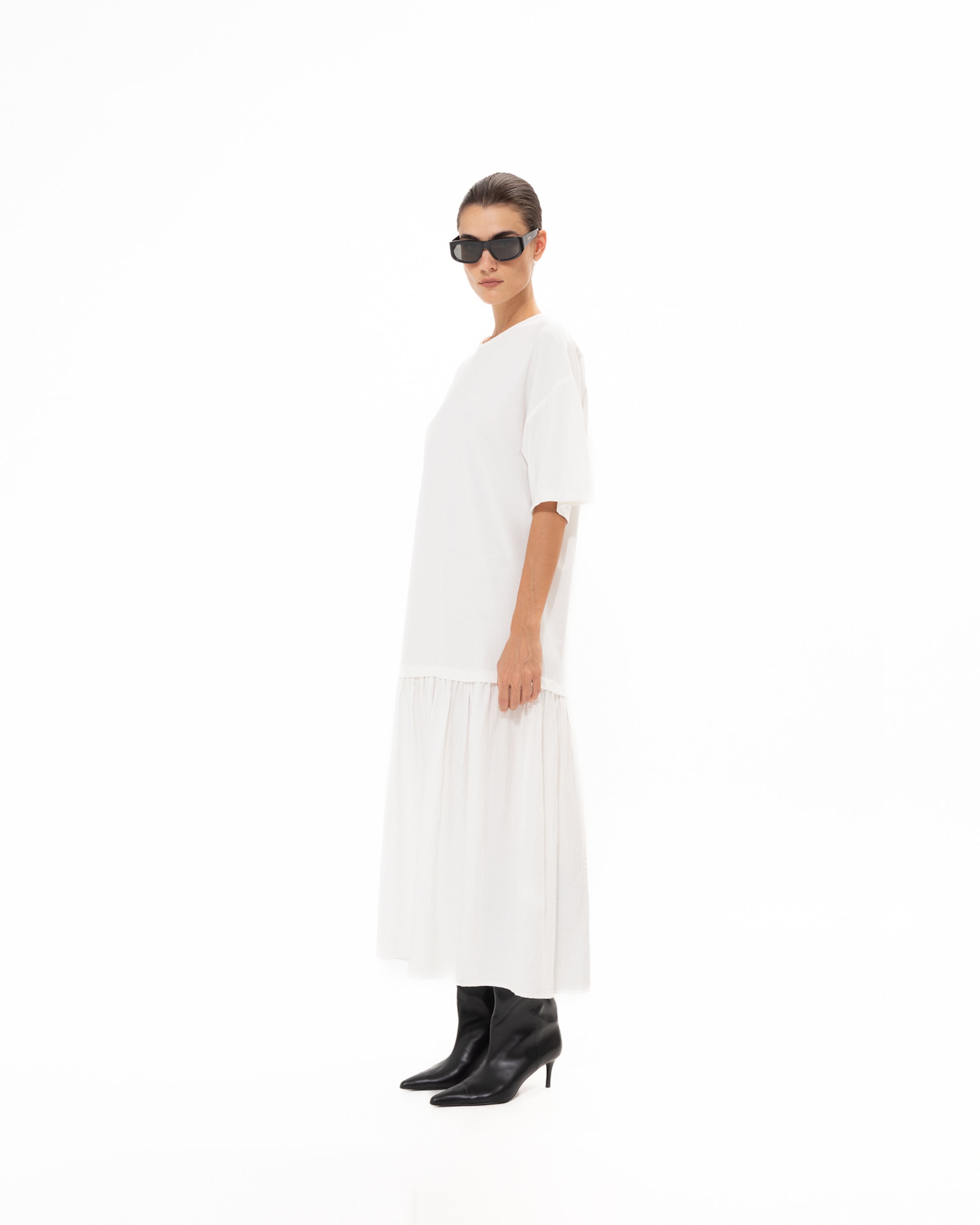 Picture of WHITE MIDI COTTON DRESS