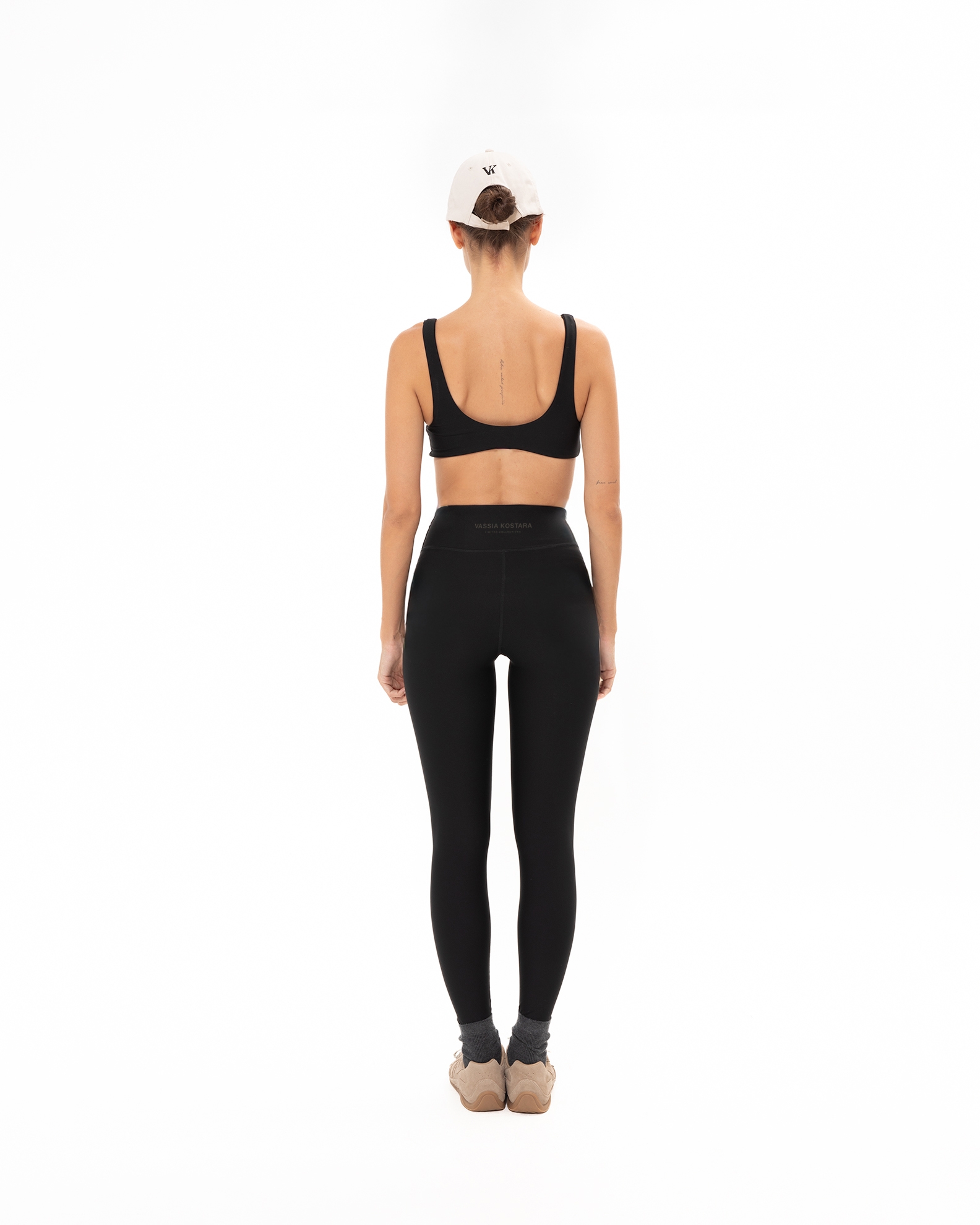 Picture of BLACK ATHLETIC TIGHTS