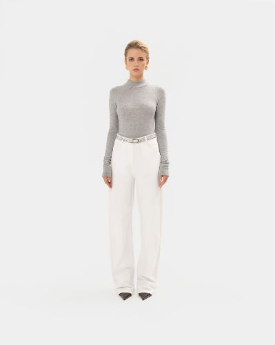 Picture of CREME STRAIGHT-LINE JEANS