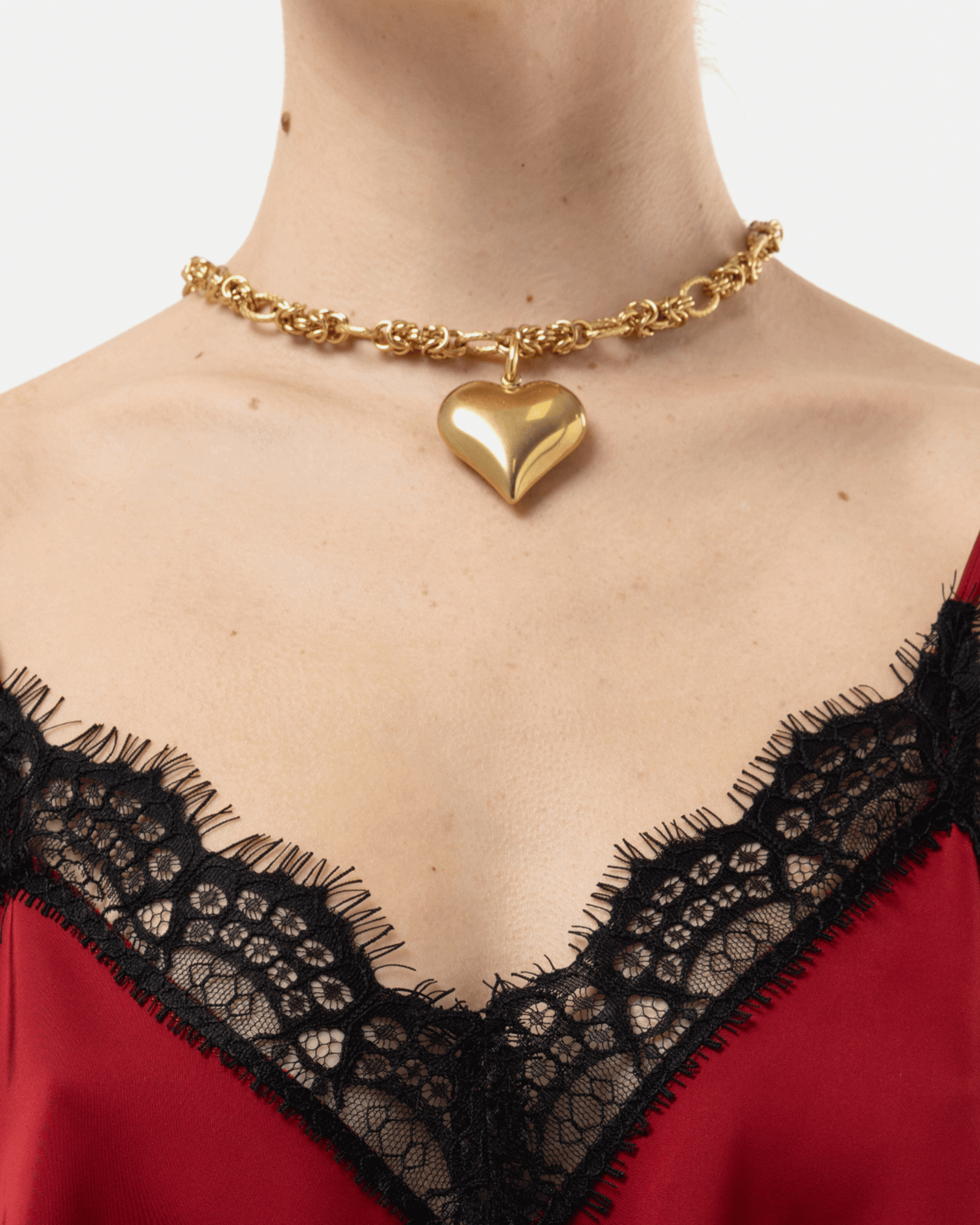 Picture of GOLD HEART NECKLACE