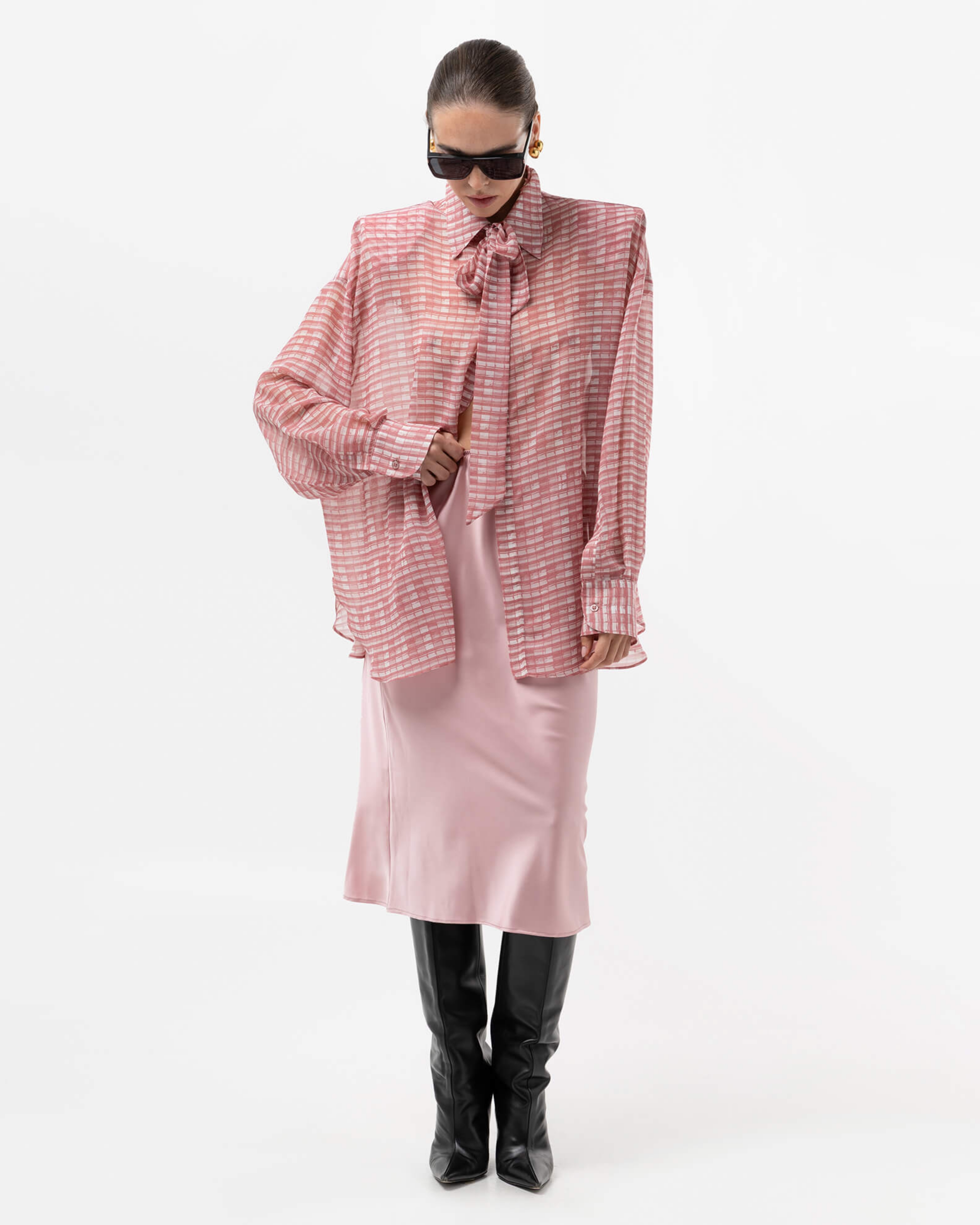 Picture of LACE PINK MIDI SKIRT