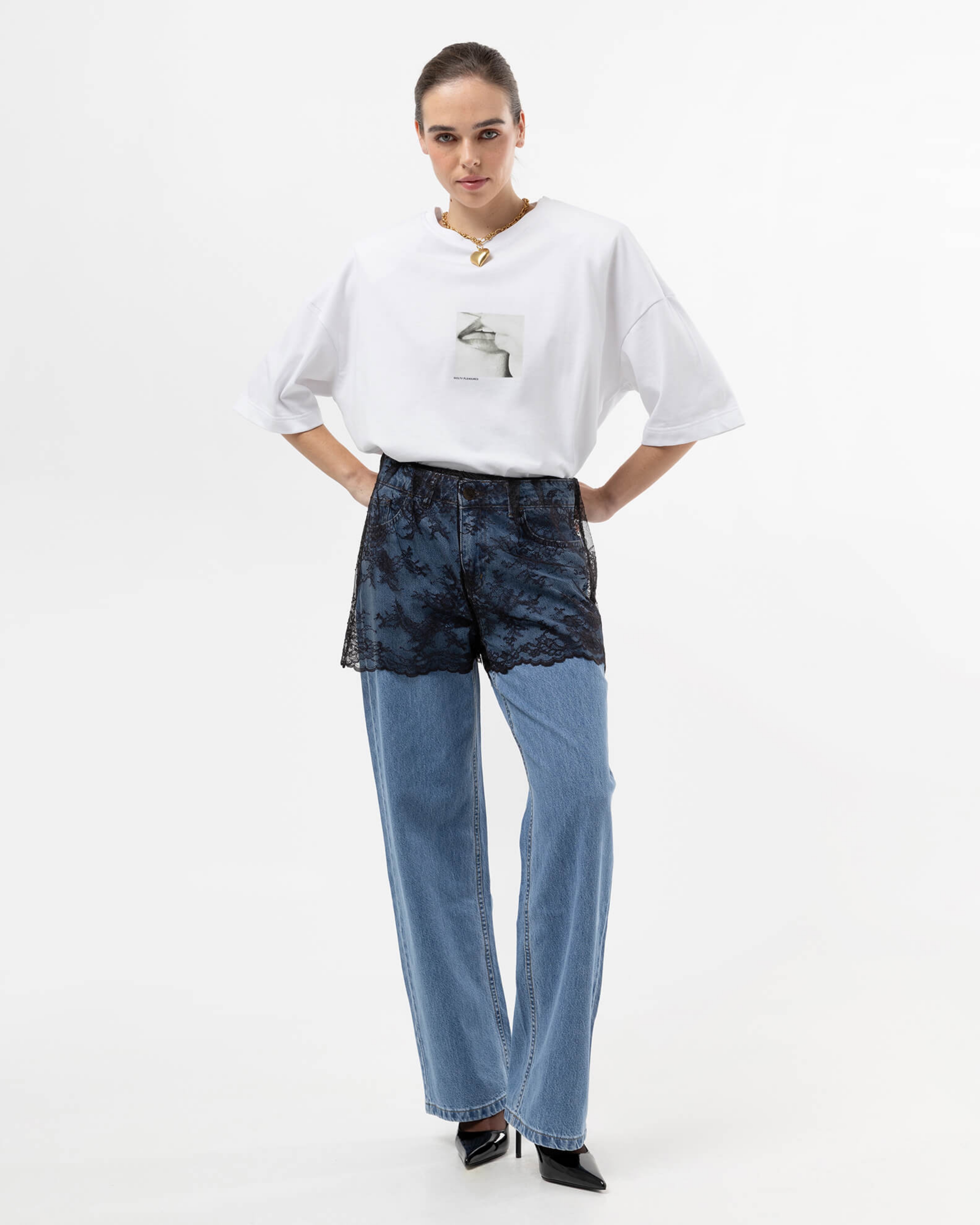 Picture of MID-RISE BLUE JEANS