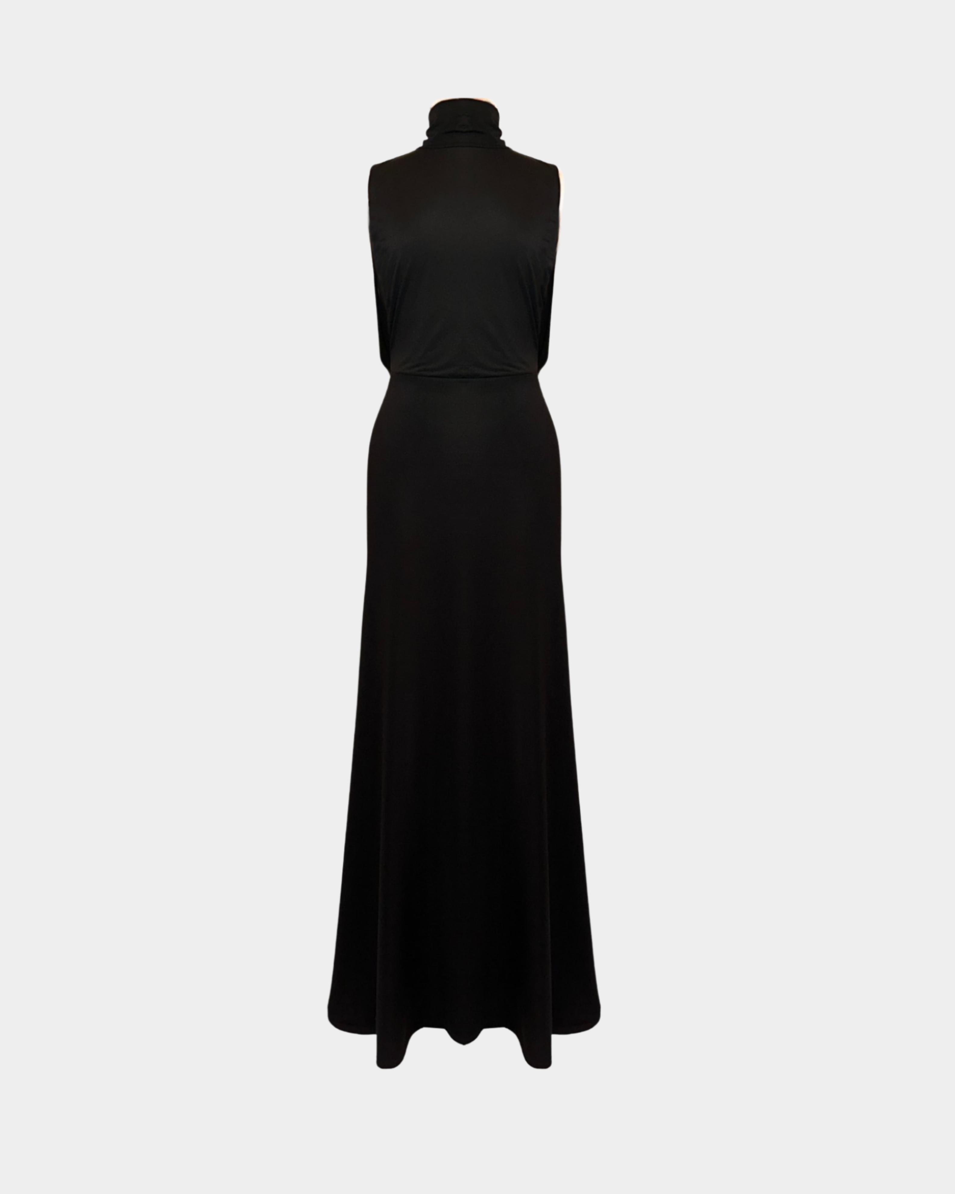 Picture of HIGH-NECK BLACK GOWN