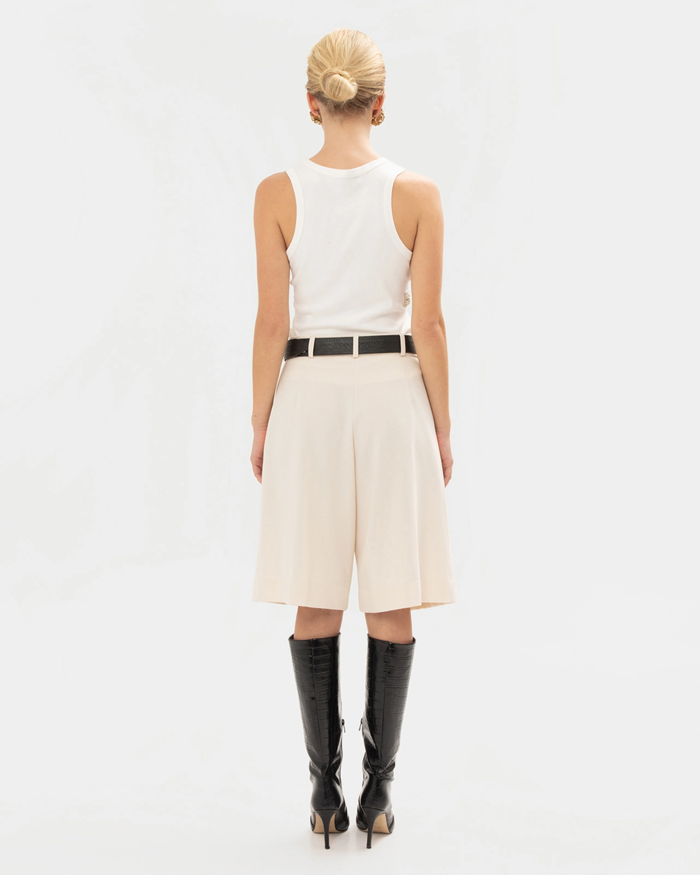 Picture of WHITE TANK TOP