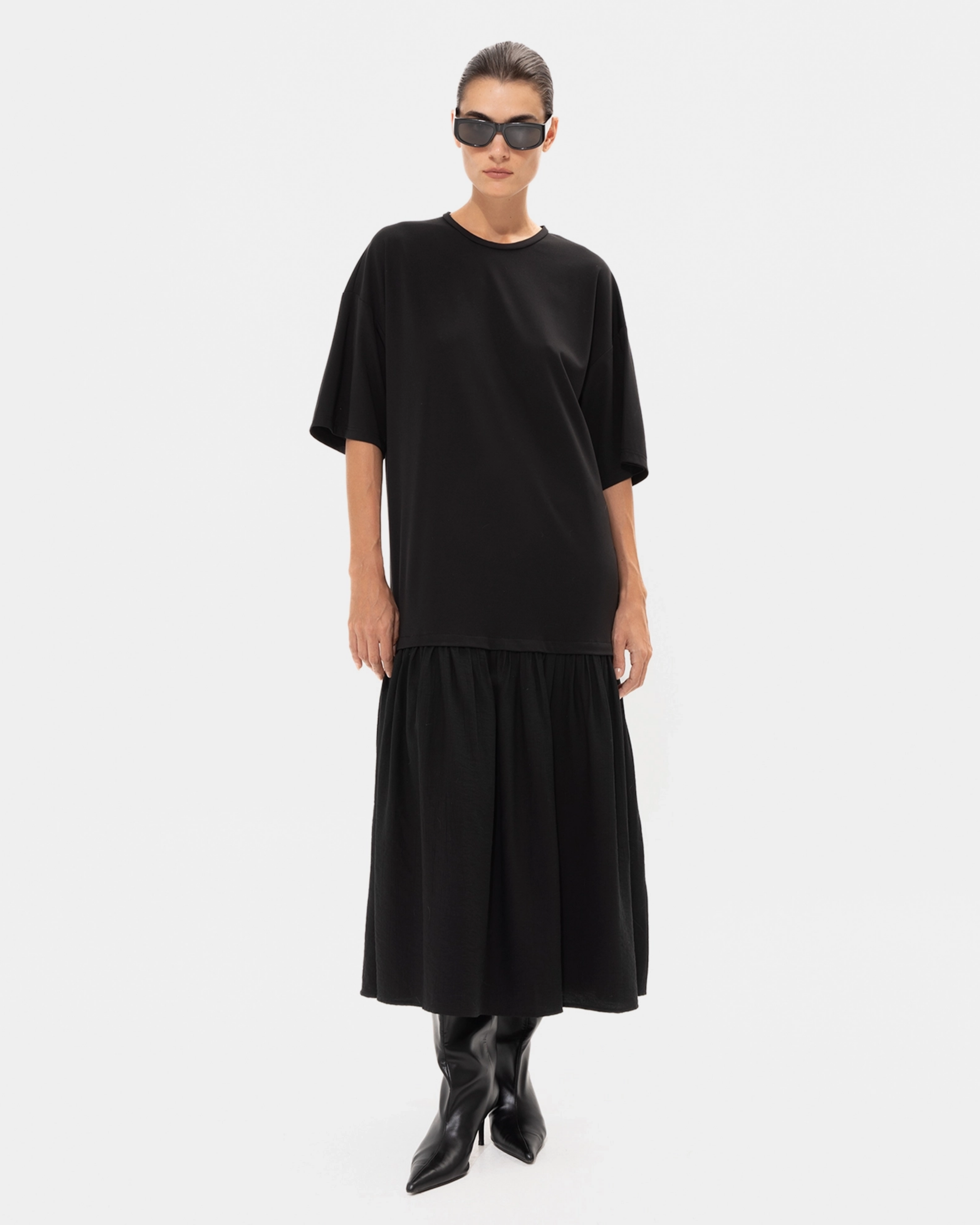 Picture of BLACK PANELLED MIDI DRESS