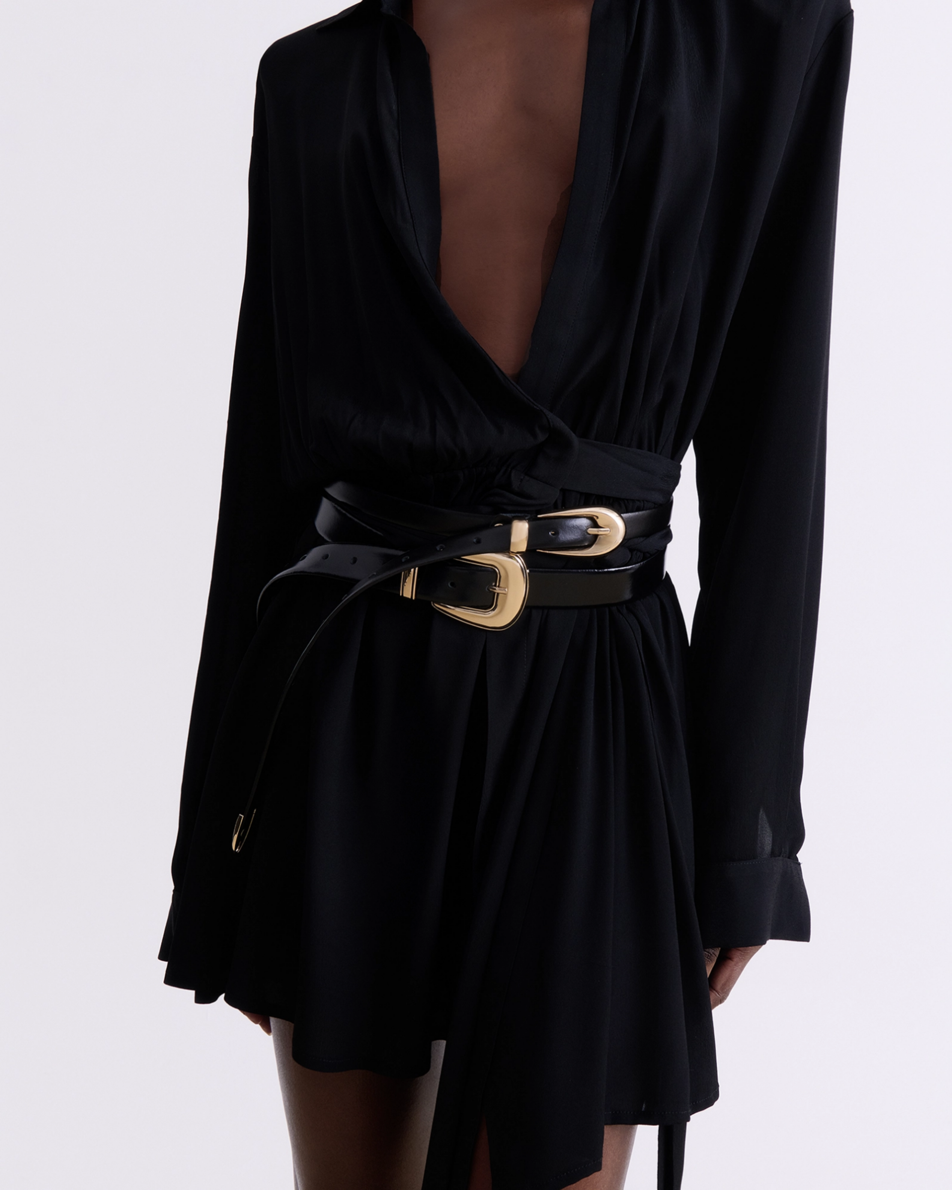 Picture of BLACK LEATHER BELT WITH GOLD BUCKLE