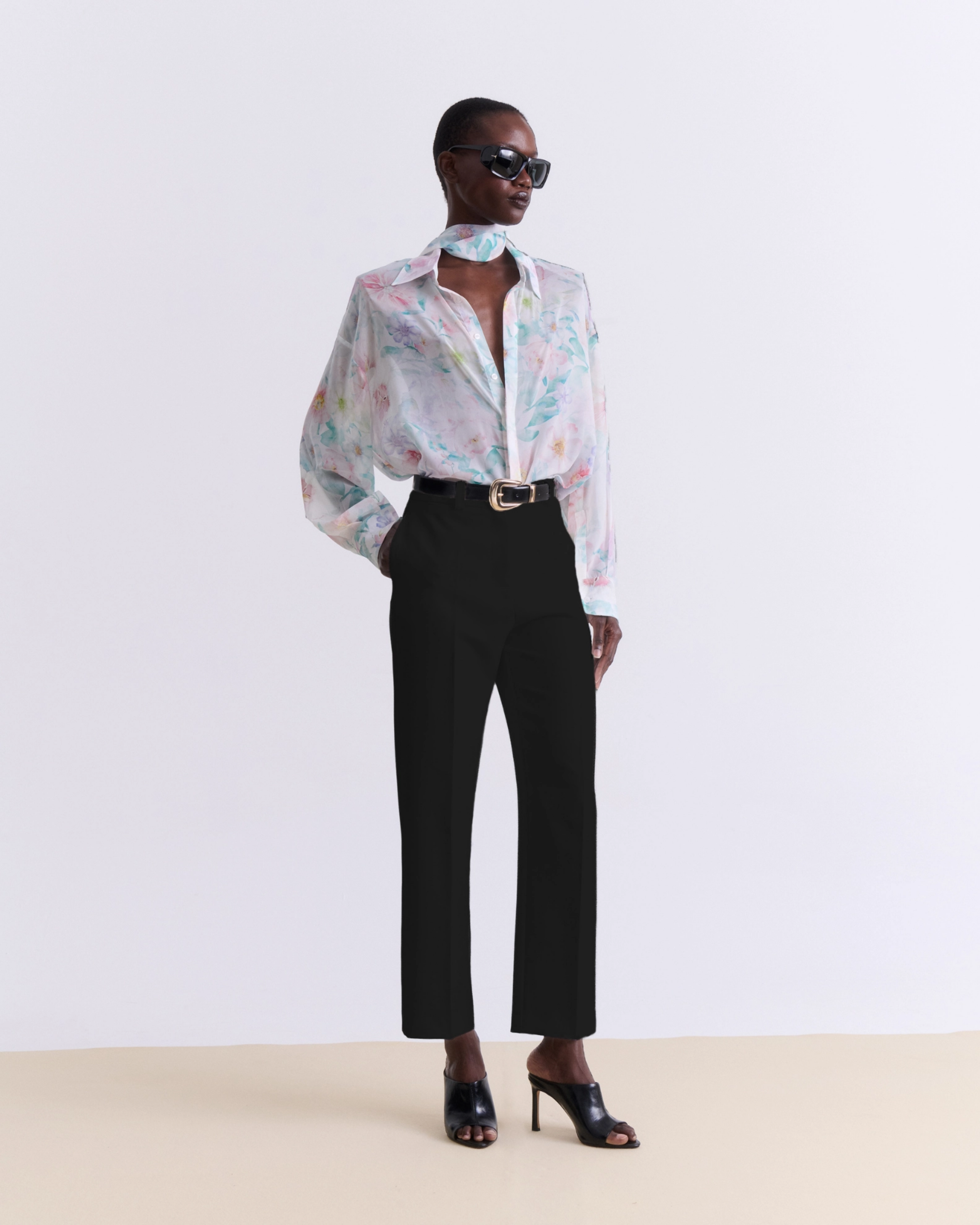 Picture of BLACK TAILORED PANTS WITH NERVIR
