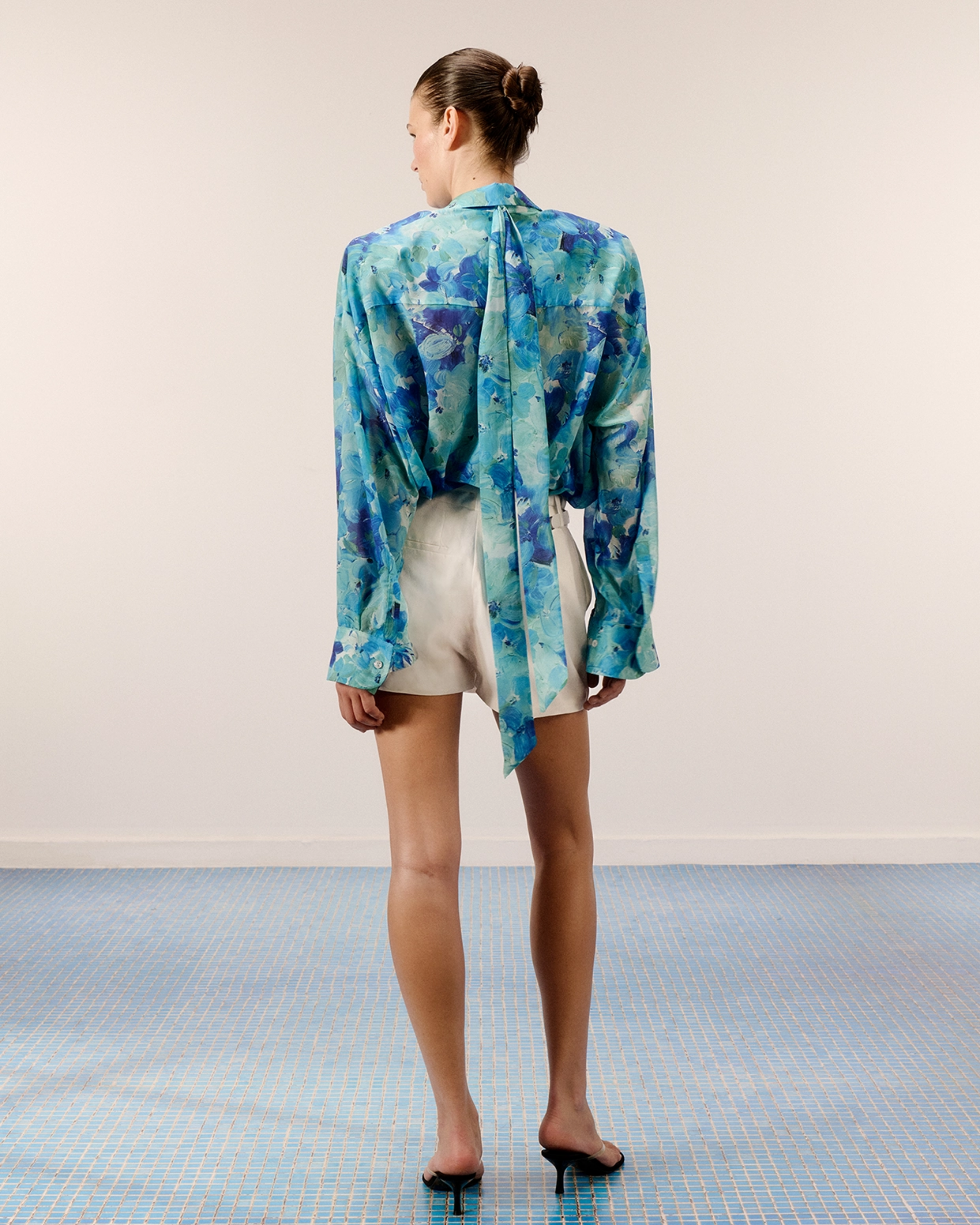 Picture of BLUE FLORAL OS SHIRT