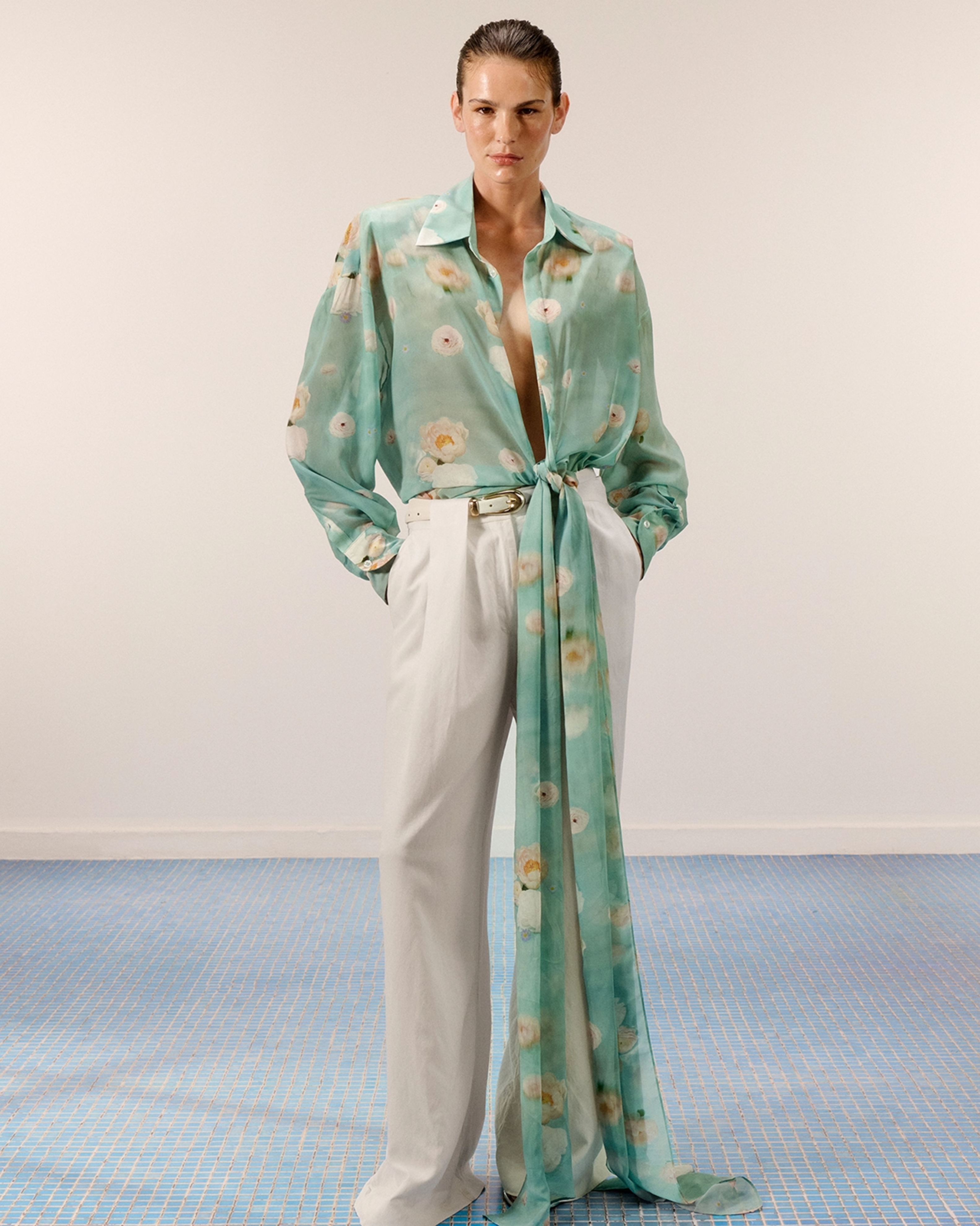 Picture of WHITE SUMMER PANTS