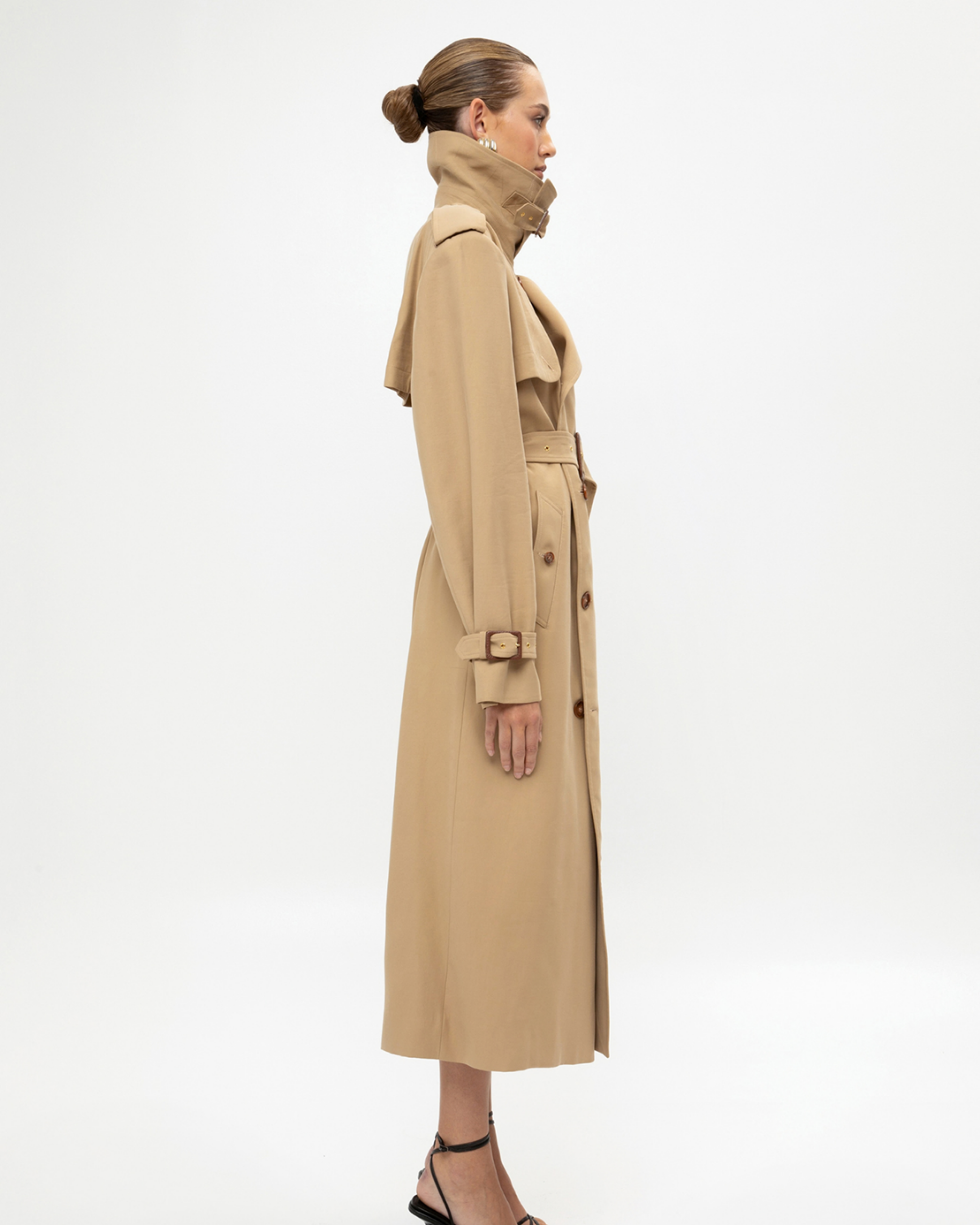 Picture of BEIGE TRENCH COAT