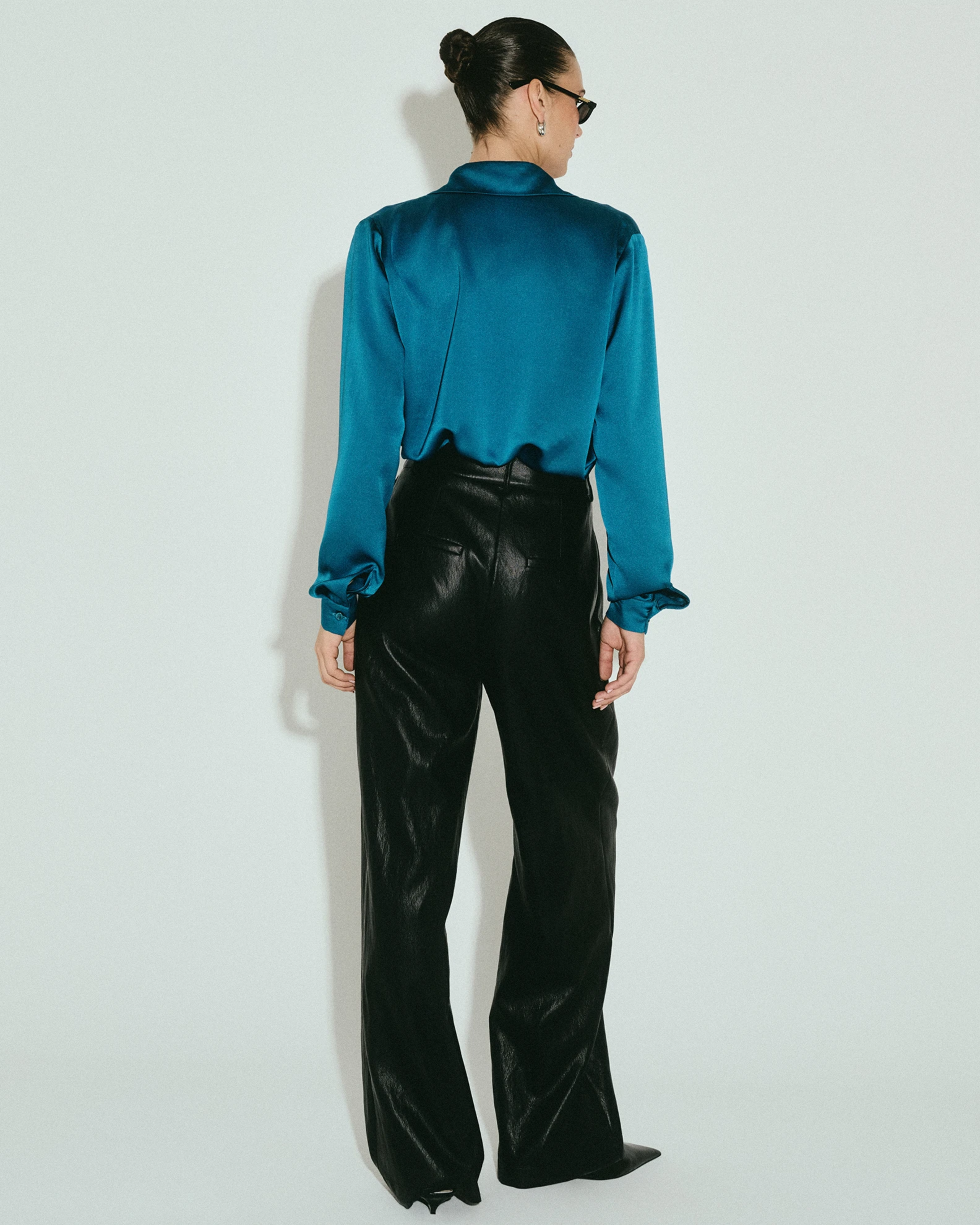 Picture of BLACK FAUX LEATHER PANTS