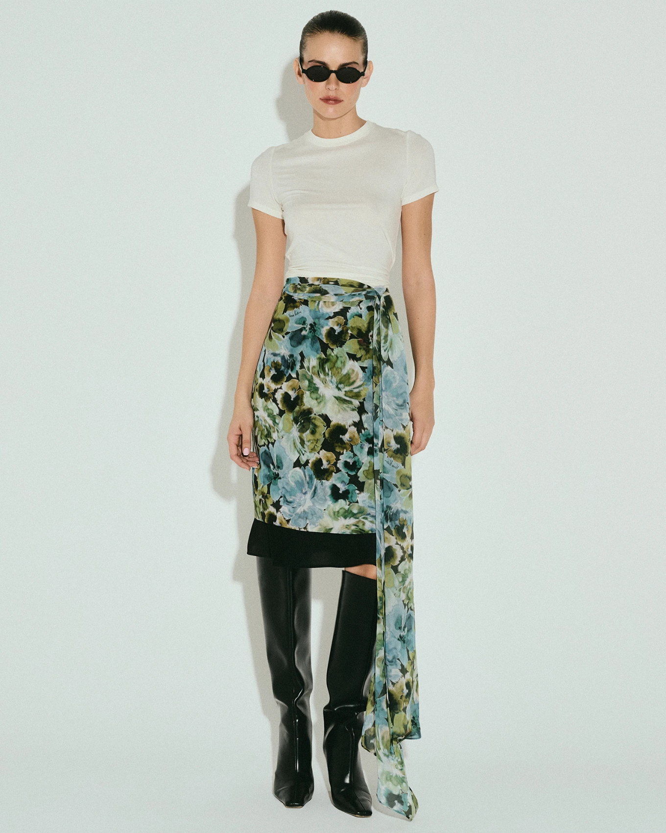 Picture of LAYERED FLORAL SKIRT SET