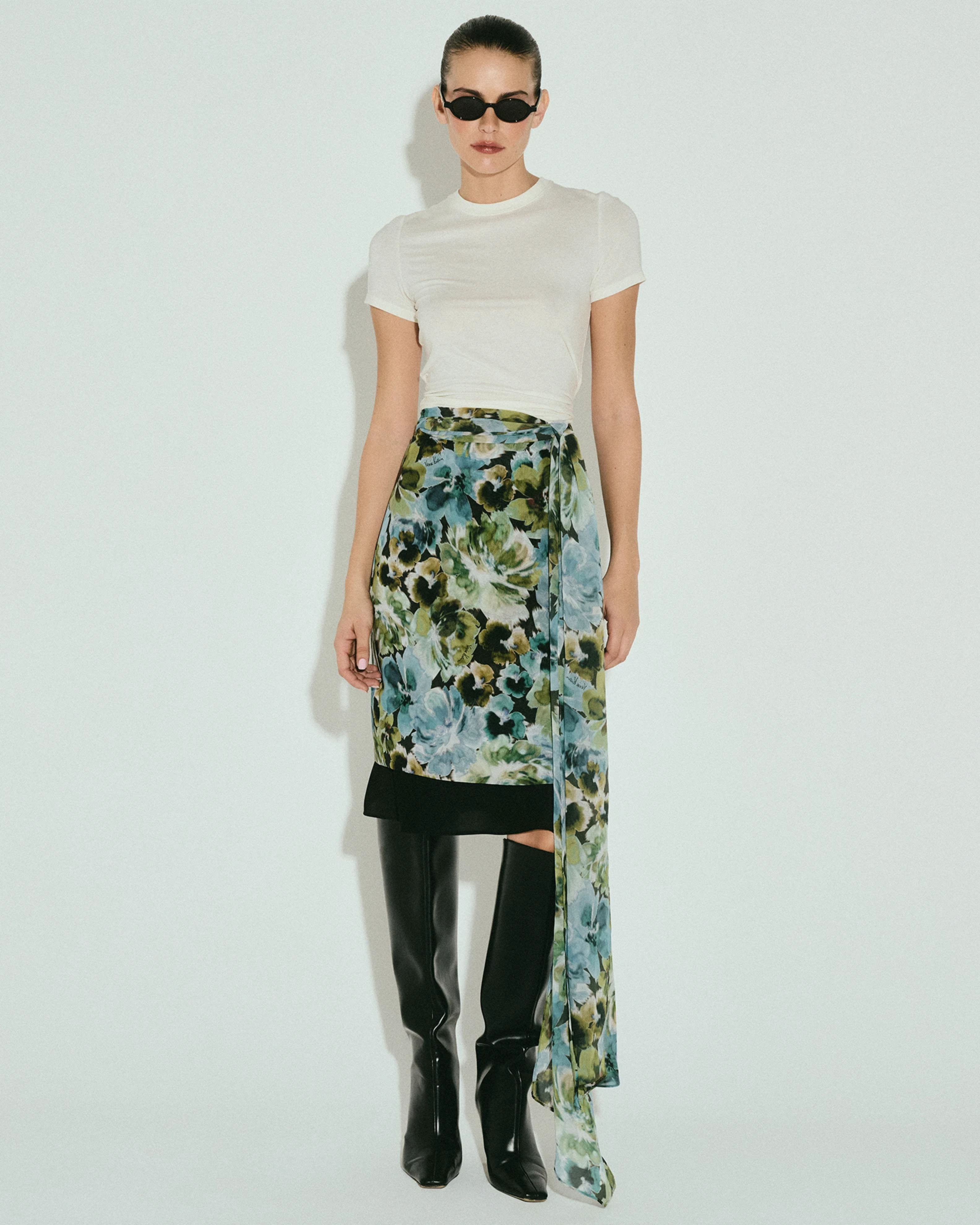 Picture of LAYERED FLORAL SKIRT SET