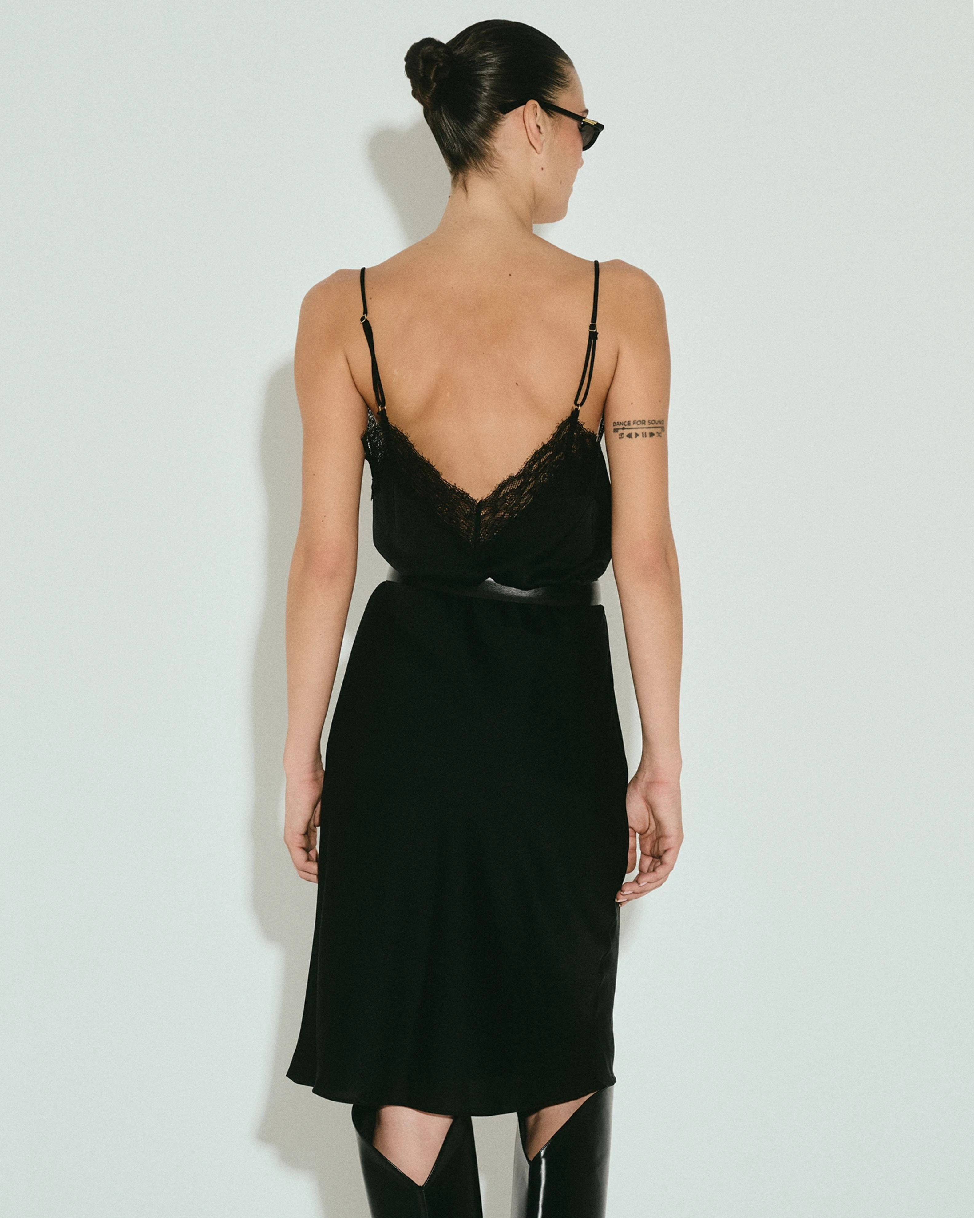 Picture of LAYERED TANK & LONG-SLEEVE TOP