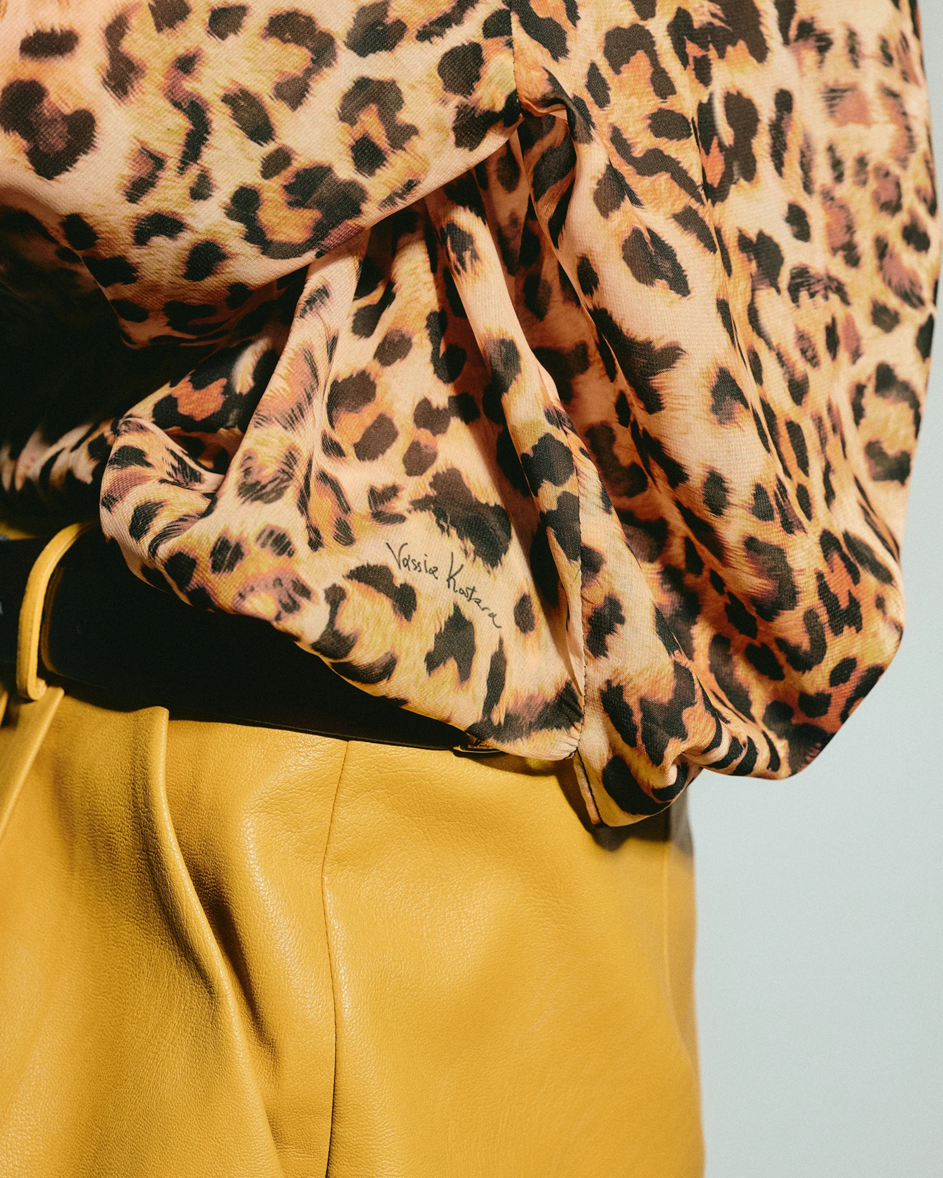 Picture of LEOPARD OS SHIRT