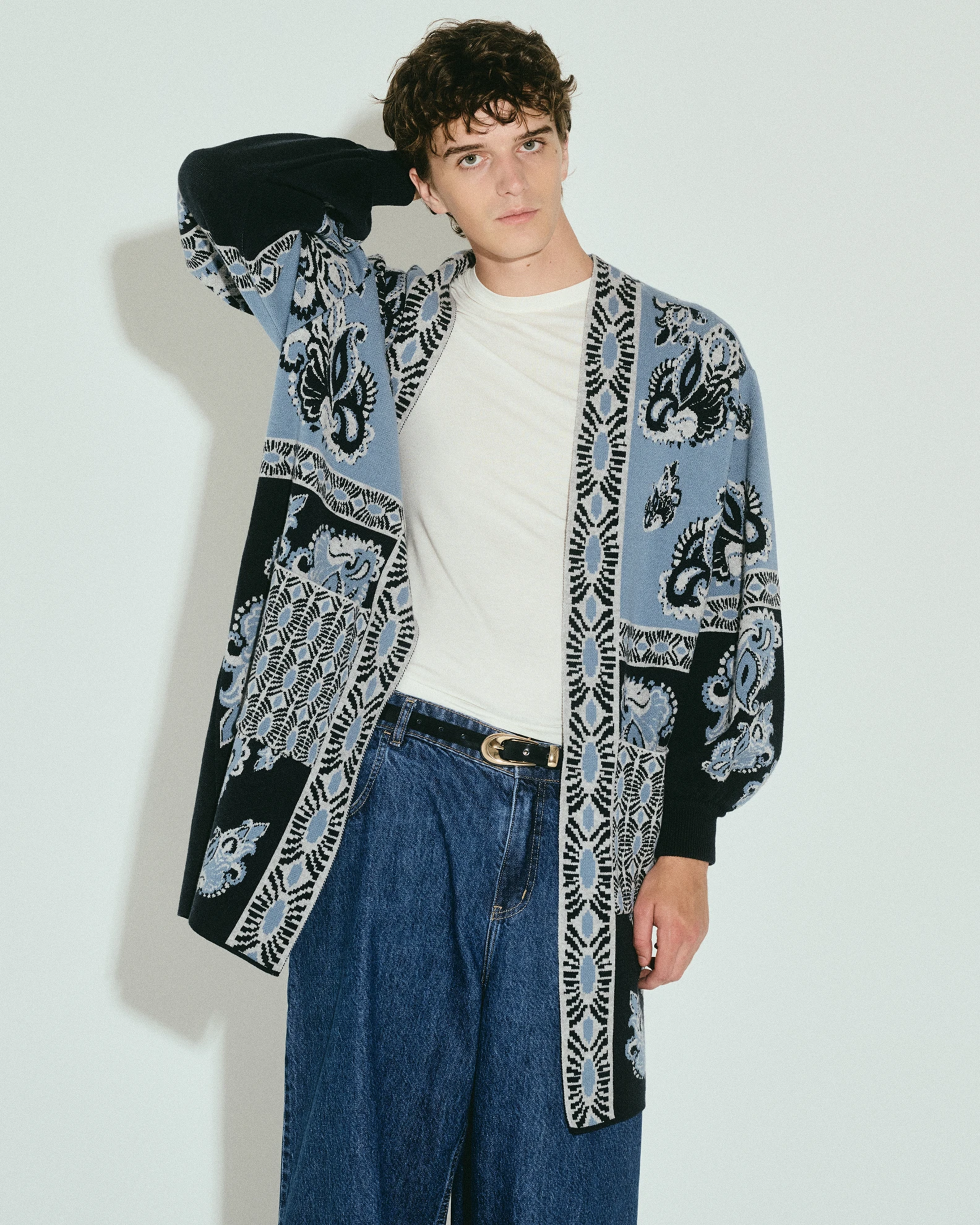 Picture of MEN'S STRAIGHT-LEG BLUE JEANS