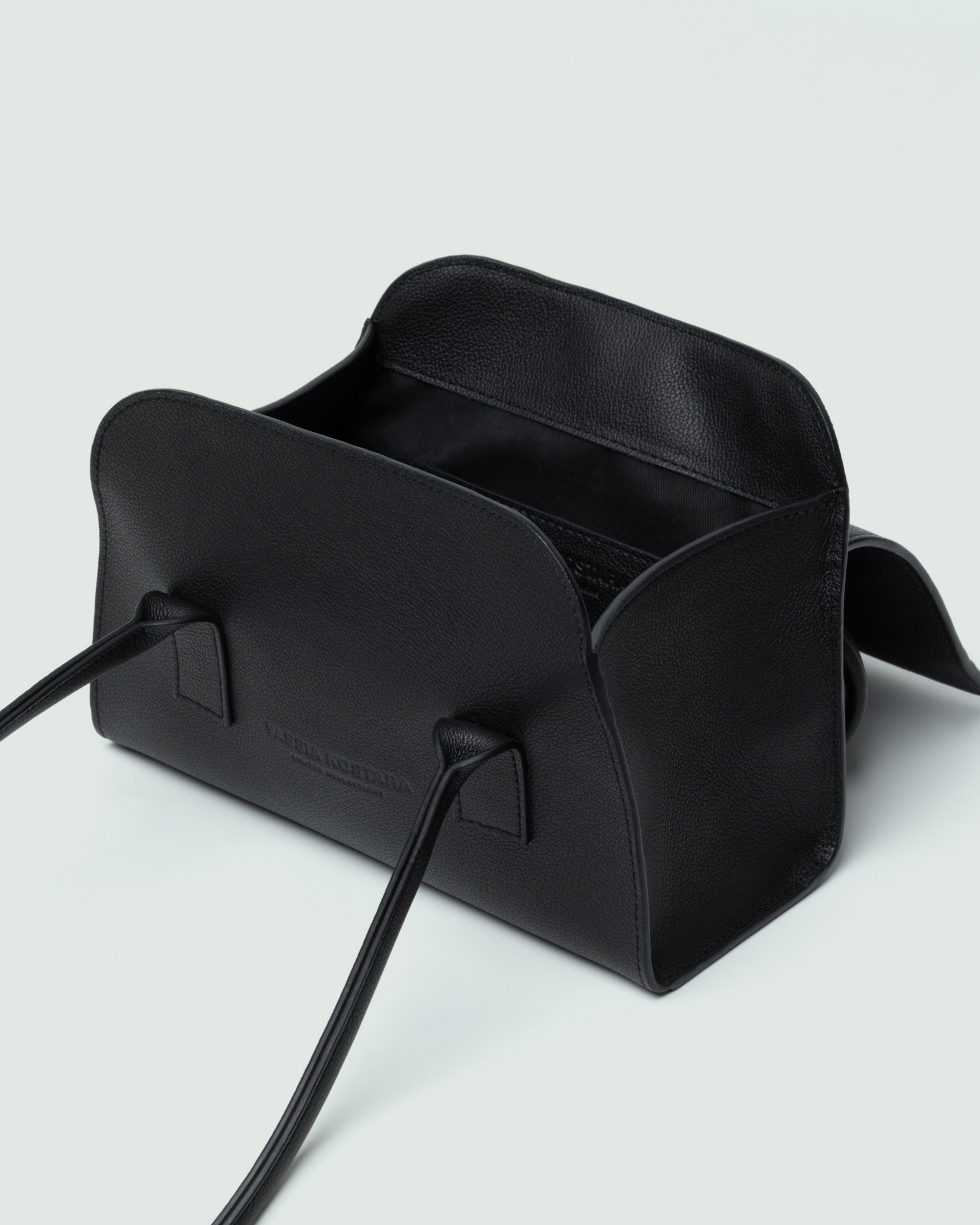Picture of MINI SOLEIL BLACK
